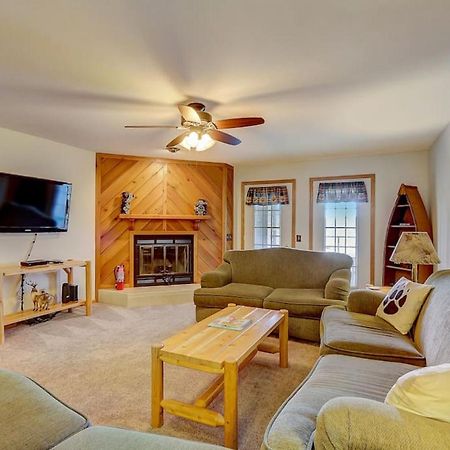 Brown Family Condo For Families Golf Trips And Girls Getaways Wisconsin Dells Exterior foto