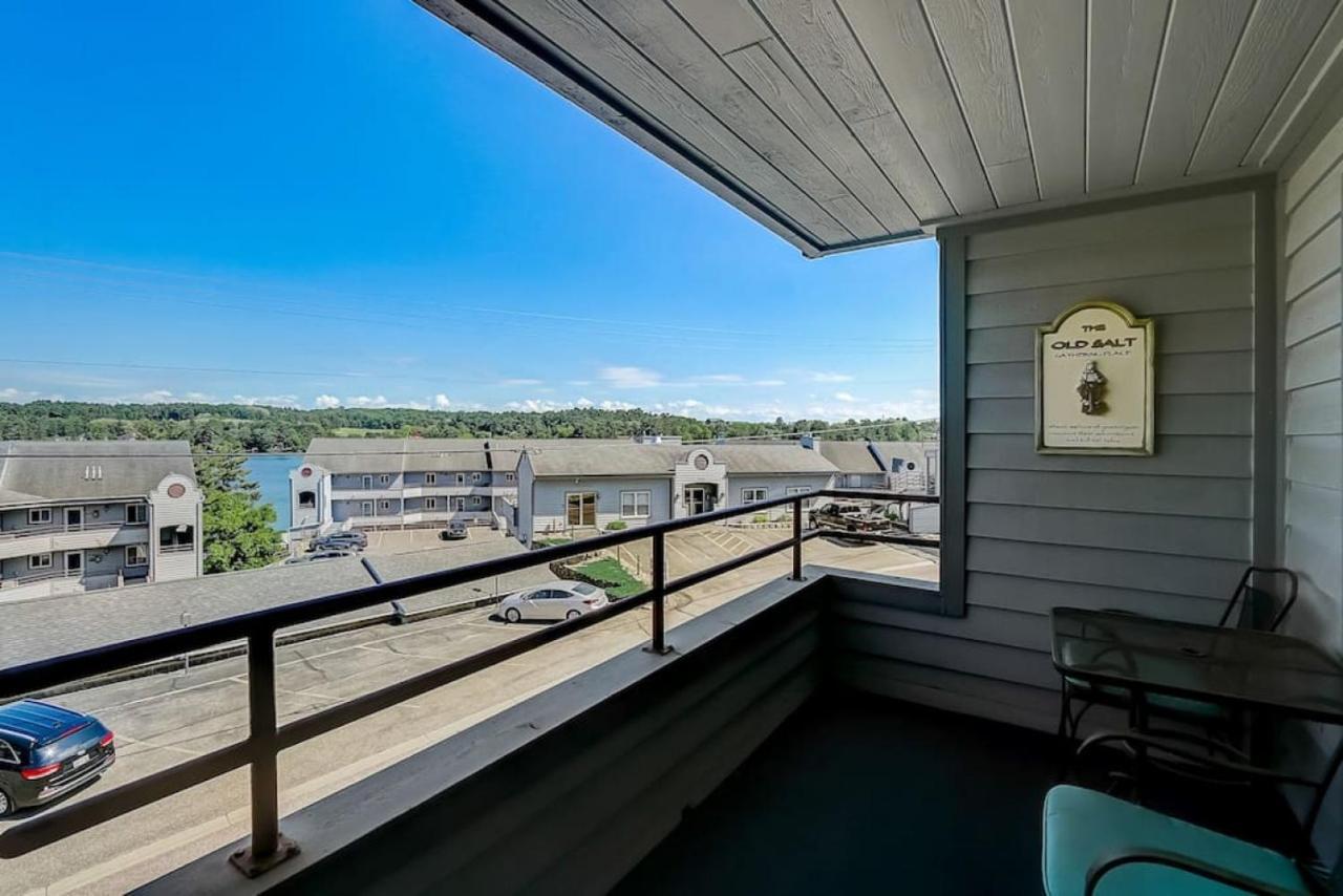 Brown Family Condo For Families Golf Trips And Girls Getaways Wisconsin Dells Exterior foto